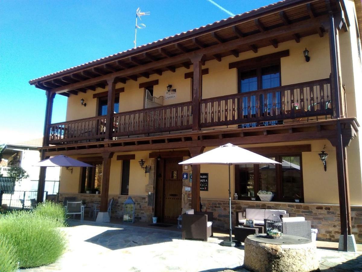 La Posada De Toribia Val de San Lorenzo Kültér fotó